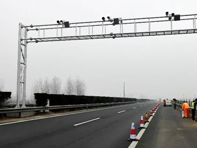 高速公路常见的交通标志牌有哪些？